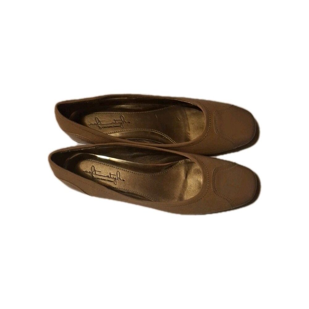 Hush Puppies Soft Style Women's Size 8 M US Stylish Pumps